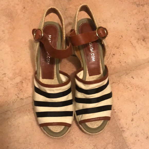 Wedge Sandal - Picture 2 of 4